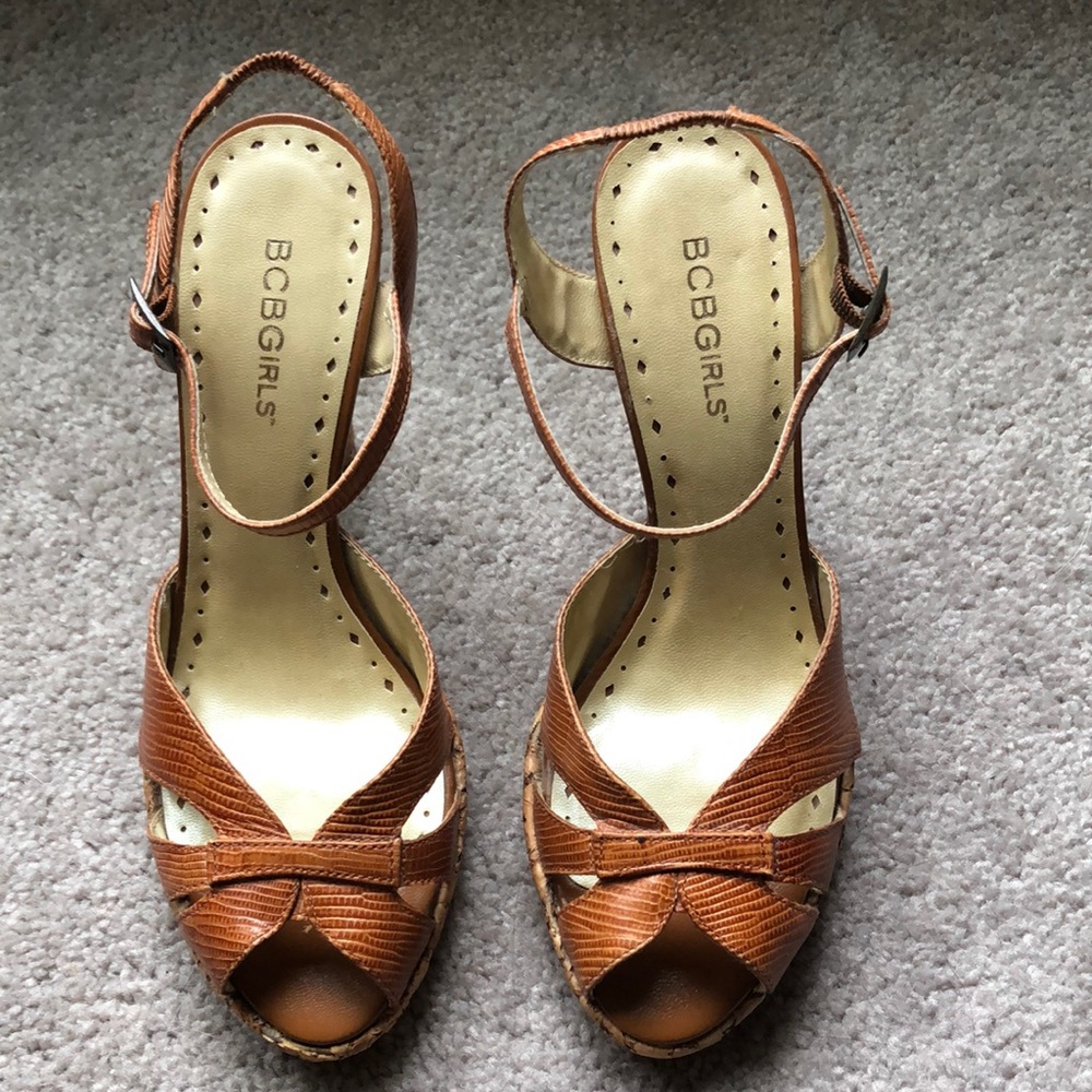 BCBGirls, open toe sandals, 6.5